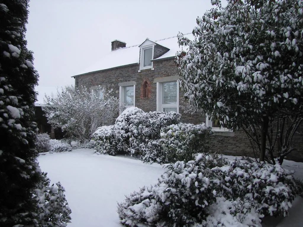 *** Couette-café Bed and Breakfast Popote et Polochon à Saint-Martin-sur-Oust France